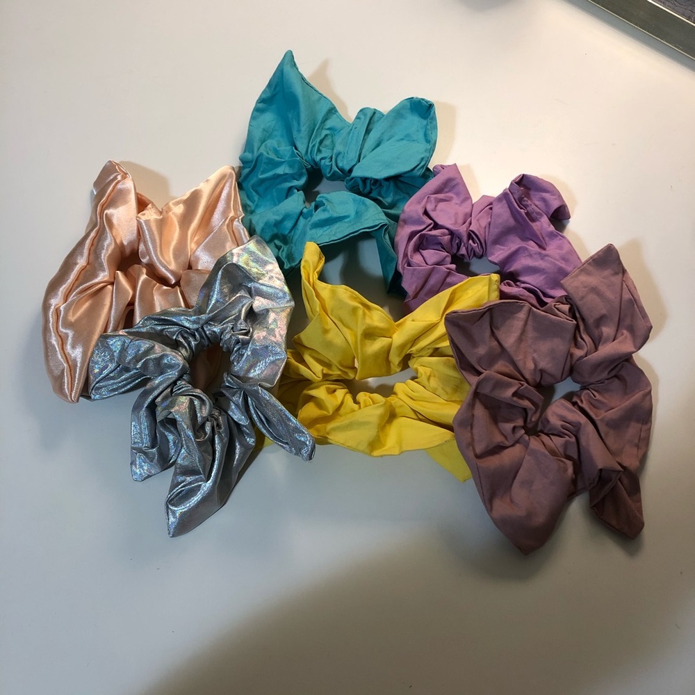 Scrunchie bundle - Picture 3 of 5